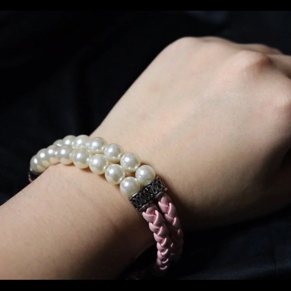 Vintage Elegant Bracelet - Picture 4 of 4